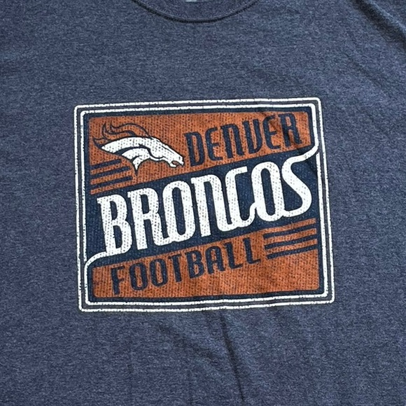 Denver Broncos Football Short Sleeve Tee | NFL Team Apparel | Men’s XL - Picture 2 of 5